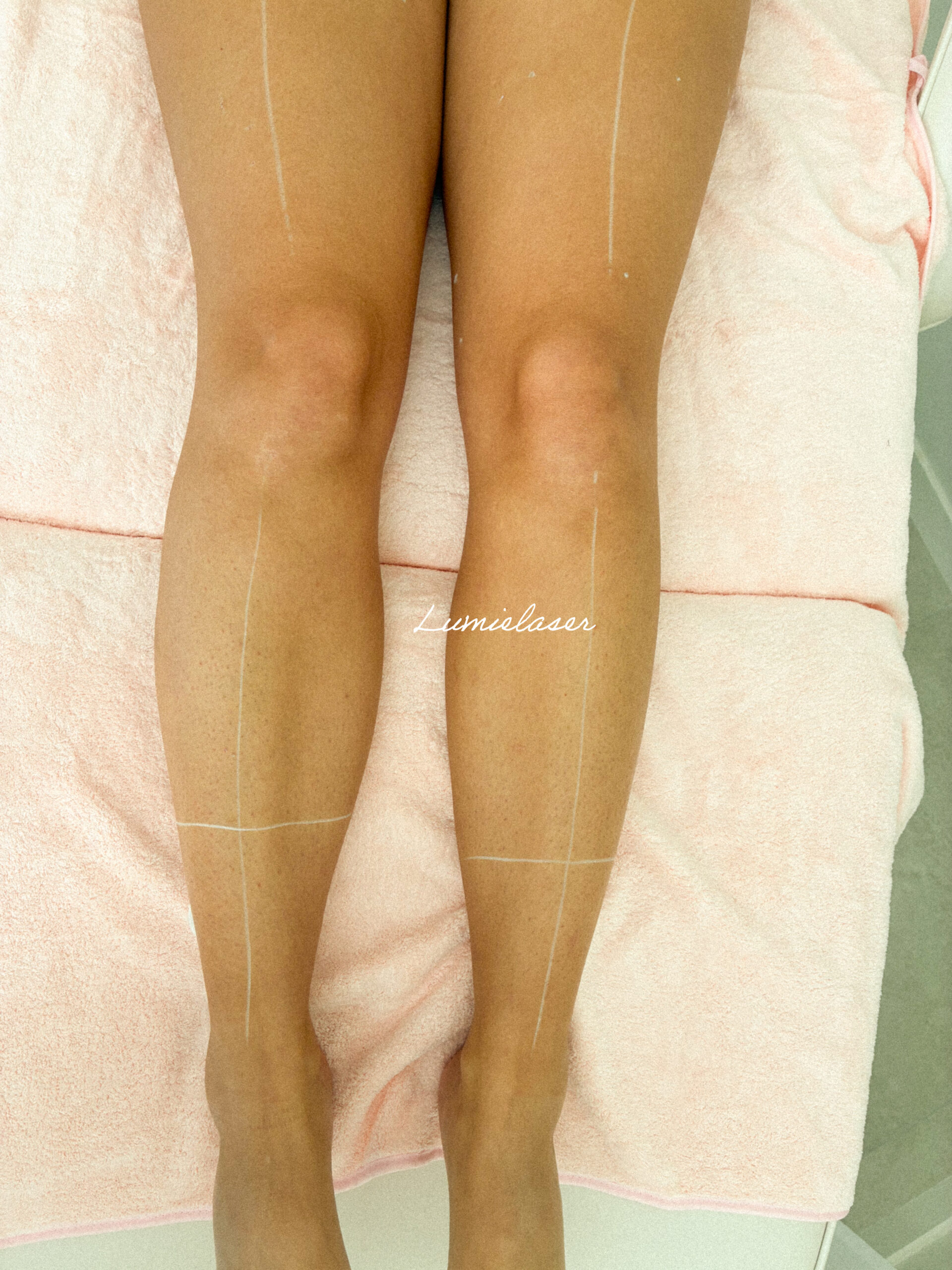 8B8CC260-FE26-49E4-8B18-BCC51C26FC81